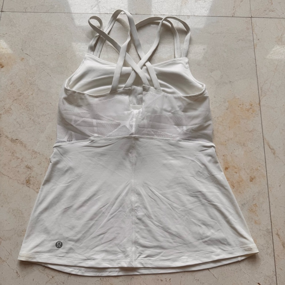 Lululemon White Athletic Tank Top size 6 - Picture 2 of 6